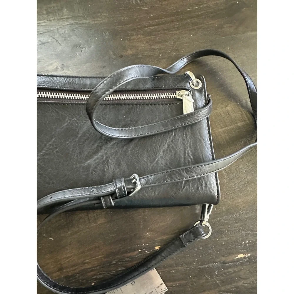 Espe Black Vegan Leather RFID Crossbody Phone Bag Wallet Purse NWOT